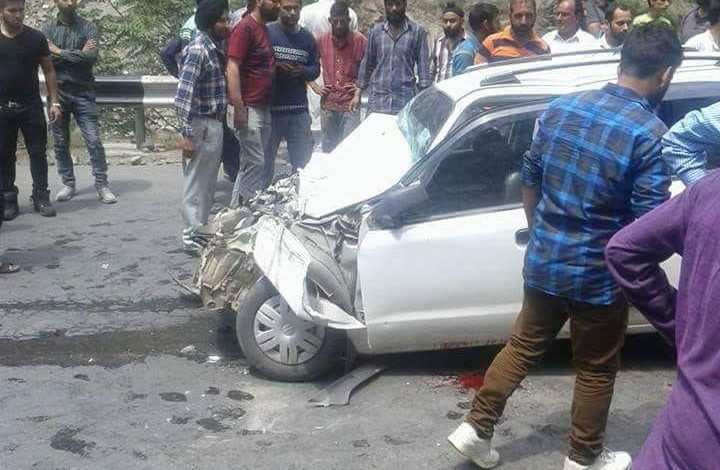Kashmir: One killed, three injured in road accident in Banihal