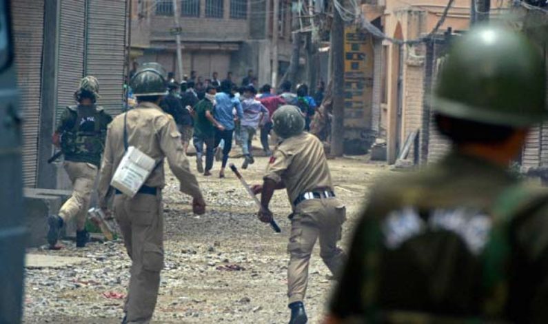 Shopian Shootout: Seven persons injured in clashes, CASO called off