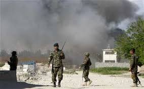 Taliban strikes Ghazni kills 14 policemen, clashes going on