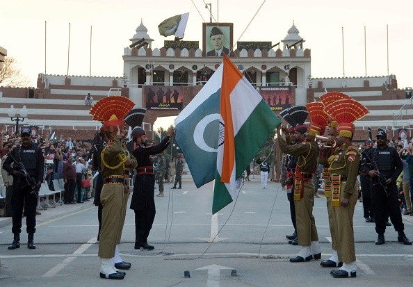 General war between India-Pakistan in 2021 unlikely, but “crises between two likely to become more intense”: US report