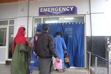 Lack of infrastructure in Baramulla district hospital hits patient care Lack of infrastructure in Baramulla district hospital hits patient care