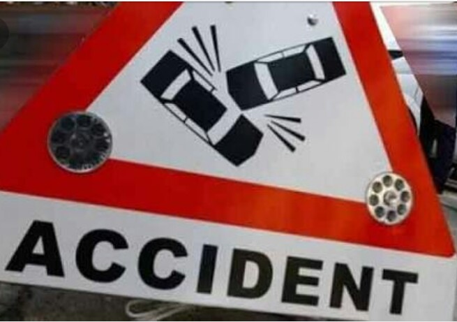 Two killed, six others injured in collision between two cars
