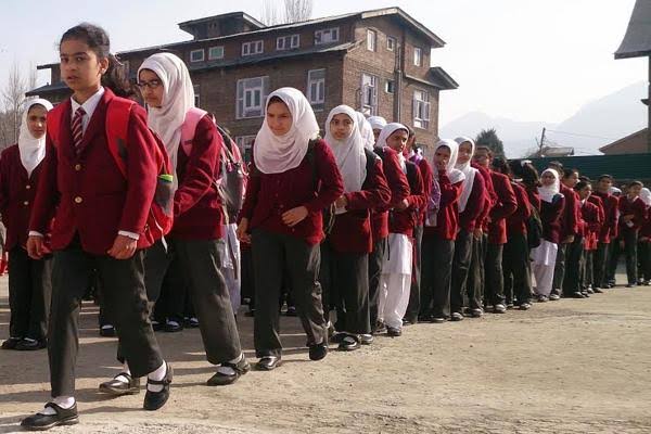 Schools to remain shut tomorrow in Srinagar : Div Comm
