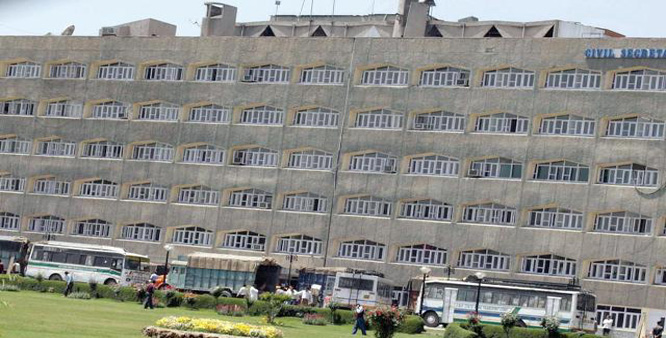 Civil secretariat to remain functional in both capitals, to re-open in Srinagar on May 4