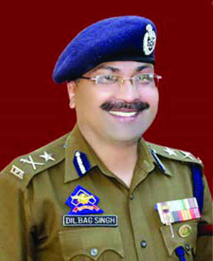 Pak using social media to radicalise Kashmiri youths: DGP Dilbag Singh