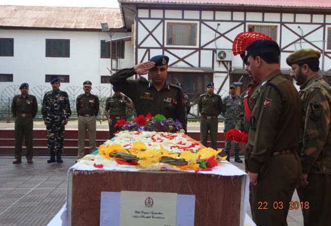 Government tells south Kashmir cops not to go home: Report Government tells south Kashmir cops not to go home: Report