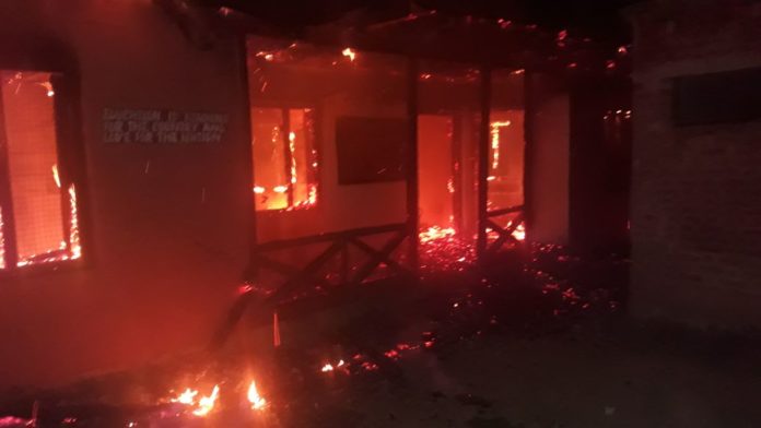 Govt middle school gutted in mysterious blaze in Budgam village | The ...