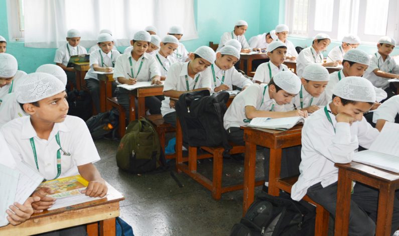 9am to 3pm: DSEK notifies school timing for Srinagar Municipal limits