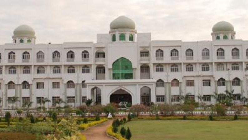 MANUU Kashmiri students express solidarity with their AMU counterparts MANUU Kashmiri students express solidarity with their AMU counterparts