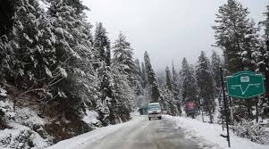 South Kashmir: Mughal road closed after fresh snowfall