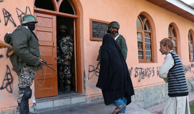 33.34 percent voting in Kashmir, 65.5 in Jammu in phase two of DDC Polls
