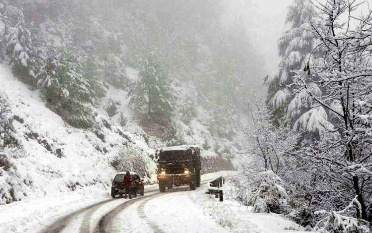 After 8 days Srinagar-Leh highway reopens; Only stranded vehicles allowed to travel today