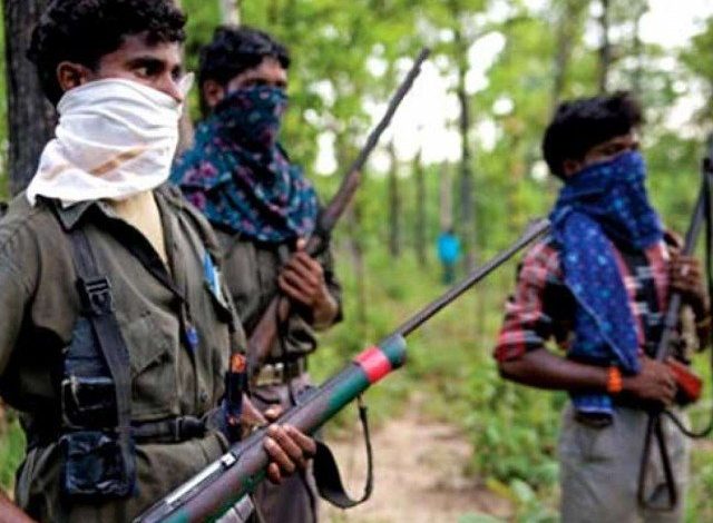 Maoists blow railway track in Dhanbad