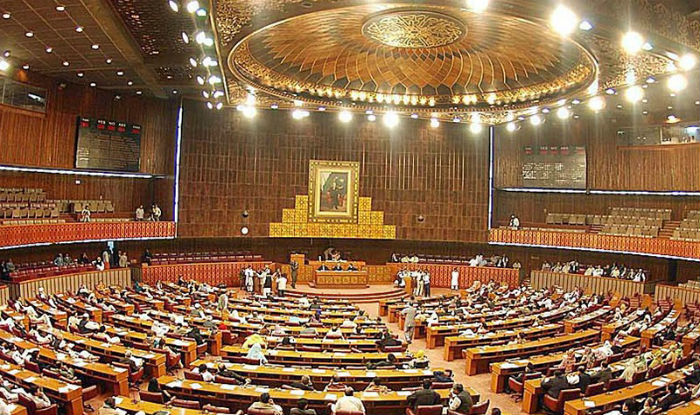 Pakistan parliament passes resolution condemning ‘violence’ against Kashmiris