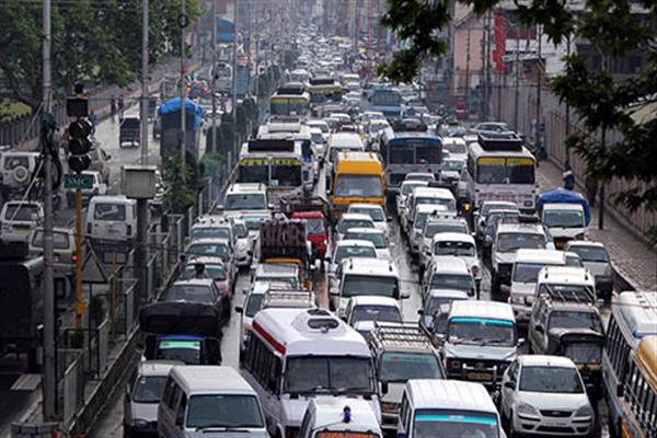 Massive traffic Jam at Pantha chowk as stone quarry holders hold protest
