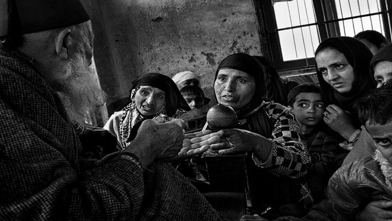 Belgian photographer holds photo exhibition on ‘human rights violations’ in Kashmir at Brussels