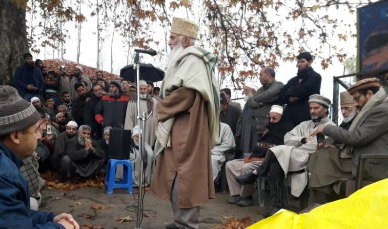 North Kashmir: Sehrai, Malik others attend funeral prayers of Geelani’s son-in-law at Sopore