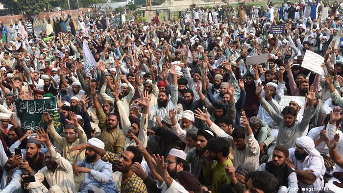 Pakistan remains tense on day two of protests against Asia Bibi’s acquittal