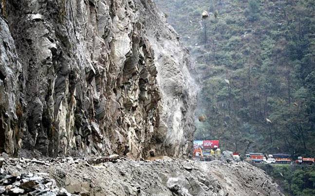 Landslides, shooting stones block Kashmir highway in Ramban