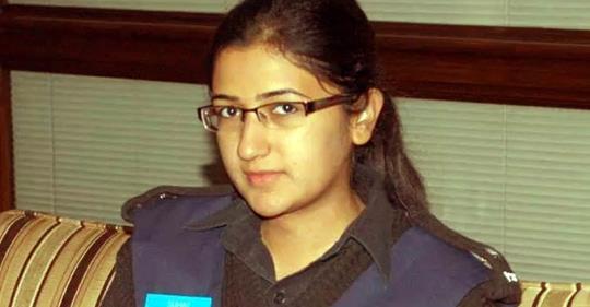 Meet Pakistani Woman police officer who repulsed terror attack on Chinese Counslate in Karachi