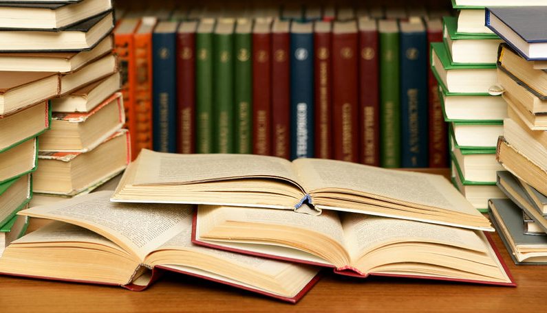 Literary Forum condemns governments’ move of removing Kashmiri language from Basha Sangam Literary Forum condemns governments’ move of removing Kashmiri language from Basha Sangam
