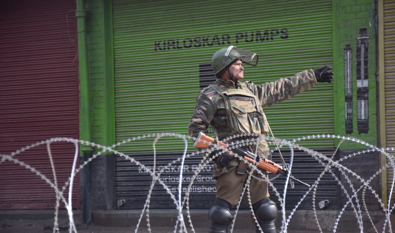 Normal life remains crippled for 4th day in parts of south Kashmir
