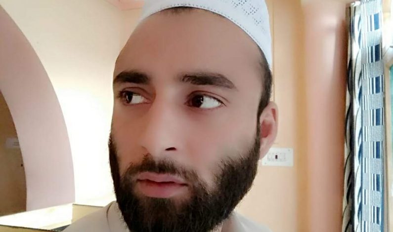 28-year-old Hurriyat (G)district president, Bandipora booked under PSA, shifted to Kupwara jail 28-year-old Hurriyat (G)district president, Bandipora booked under PSA, shifted to Kupwara jail