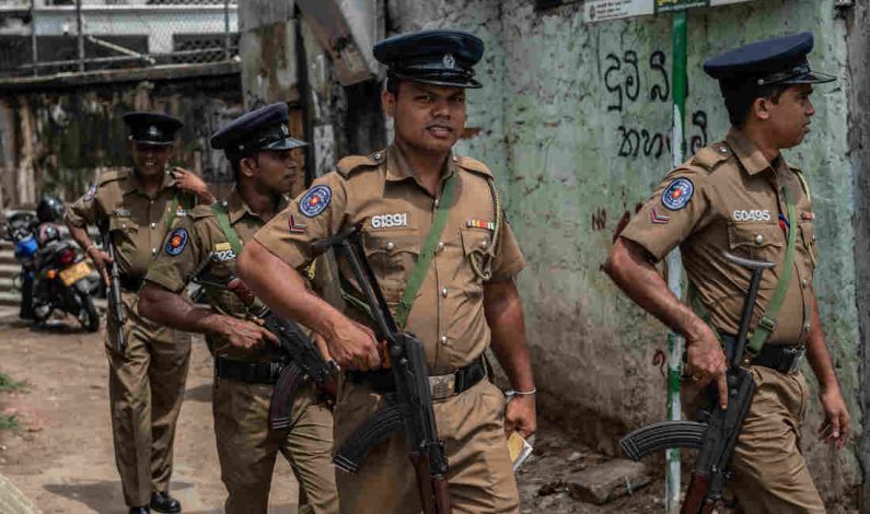Srilanka bombings: President bans two national terror groups