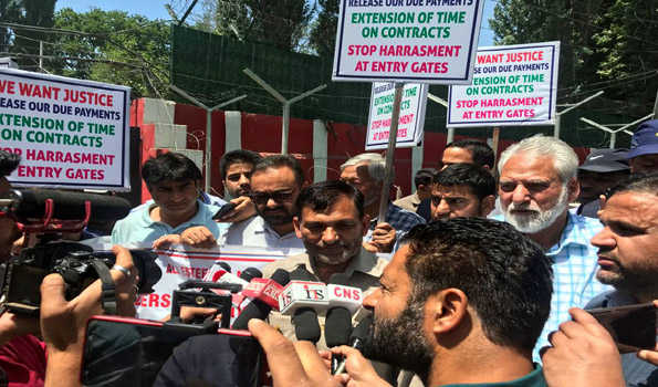 MES contractors protest in Srinagar, demand release of salaries pending for 3 years