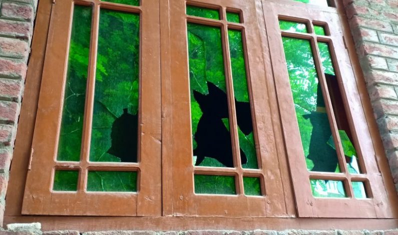 Manchowa, Kralpora residents accuse police of ‘vandalism’ Manchowa, Kralpora residents accuse police of ‘vandalism’