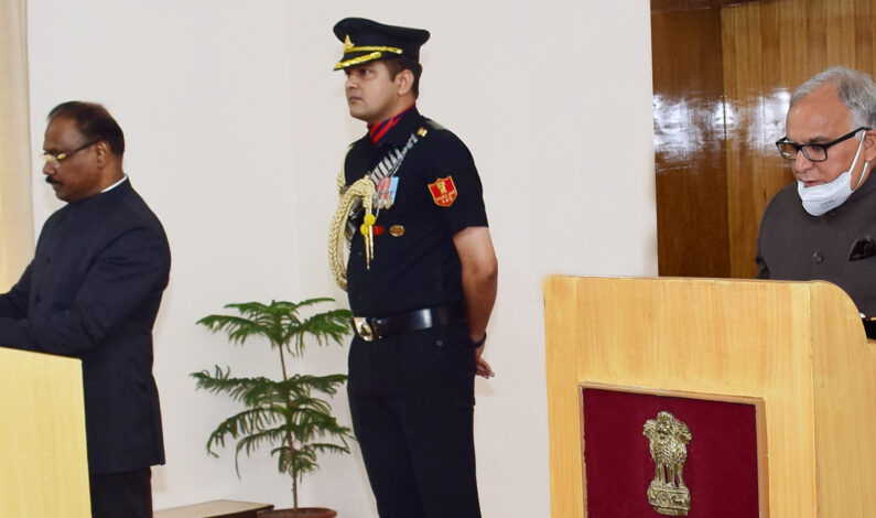 Lt Governor administers oath to BR Sharma as Chairman JKPSC