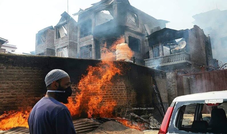 Nawa Kadal gunfight: Another civilian succumbs at SMHS hospital, toll 2 Nawa Kadal gunfight: Another civilian succumbs at SMHS hospital, toll 2