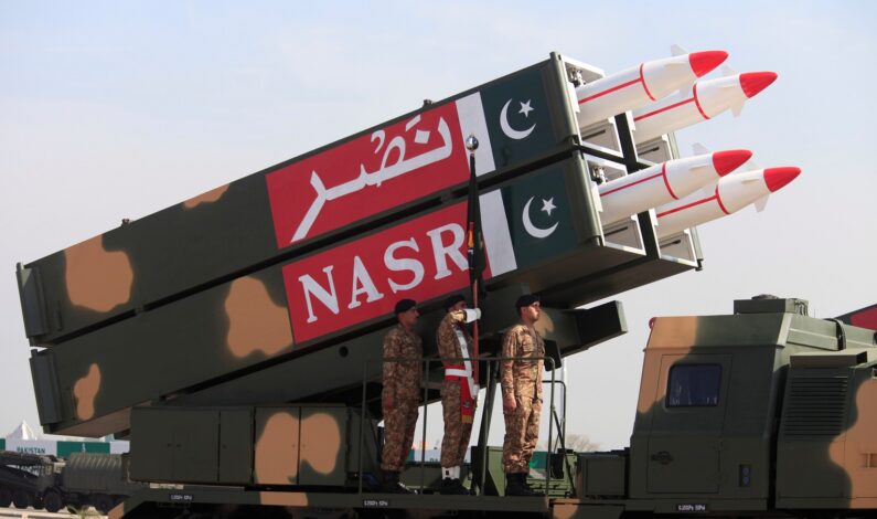 Pakistan has more nuclear weapons than India : SIPRI