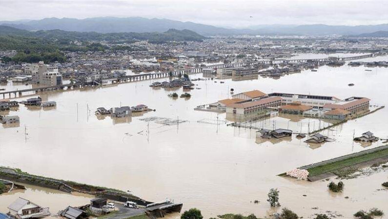 Japan floods: Death toll soars to 16 Japan floods: Death toll soars to 16