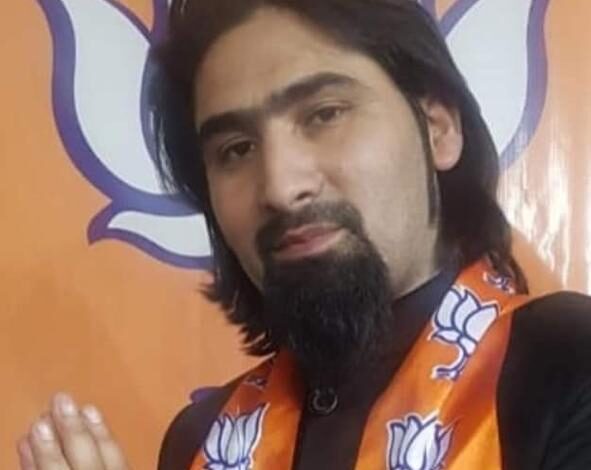 BJP’s Bandipora leader, his brother, father shot dead BJP’s Bandipora leader, his brother, father shot dead