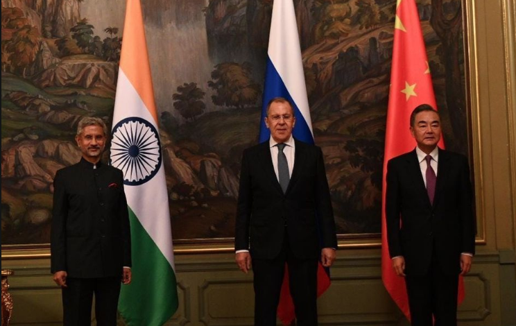Amid rising tensions in Eastern Ladakh, India-China agree not to allow “differences to become disputes” Amid rising tensions in Eastern Ladakh, India-China agree not to allow “differences to become disputes”
