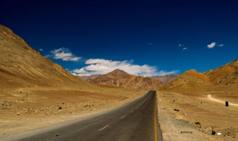 To make carbon-neutral Ladakh, Admin to build ‘plastic’ roads