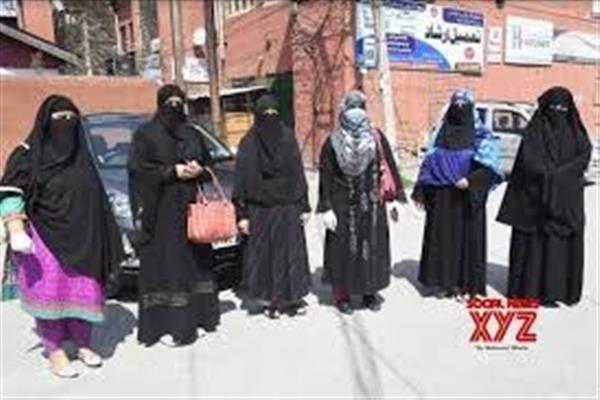 ‘Either give us rights or deport us: Pakistani wives of former militants to Govt