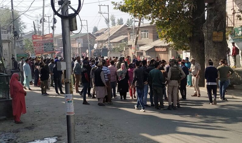 Intense Protests rock Srinagar’s Rawalpora area as army men  thrash two youth