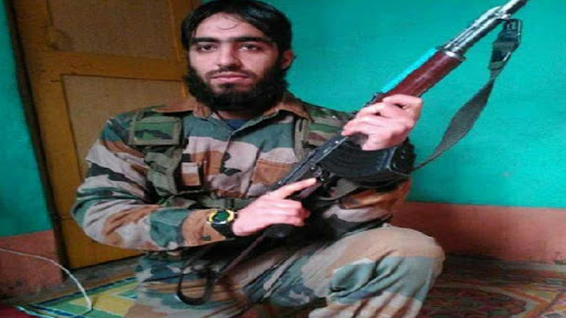 Rangreth Encounter: Hizb Chief Dr. Saifullah killed, militant associate captured alive, says IGP Kashmir