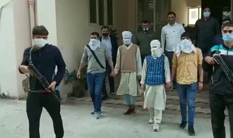 Our sons innocent, have no militant links: Families of two Kashmiris arrested in Delhi Our sons innocent, have no militant links: Families of two Kashmiris arrested in Delhi