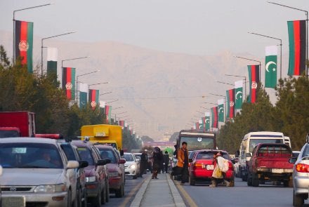 Amid Afghan Peace talks, Pakistan prime minister Imran Khan Arrives in Kabul to Meet Afghan Leaders
