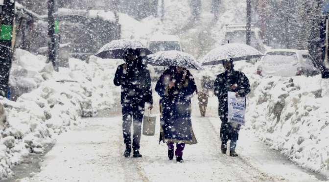 Kashmir to receive fresh snow spell from Friday evening