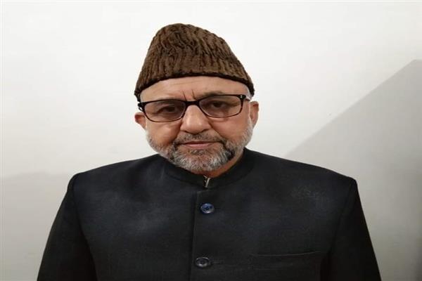 Well known Islamic preacher Manzoor Ahmad Kirmani dies in Kathua road accident