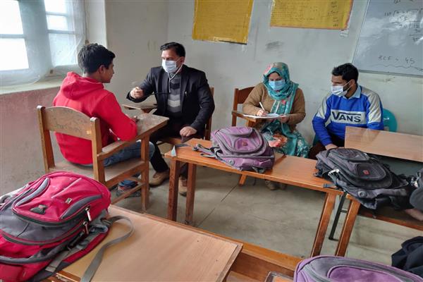 Health check up of students begins in Govt schools of Kashmir, winter zone of Jammu division