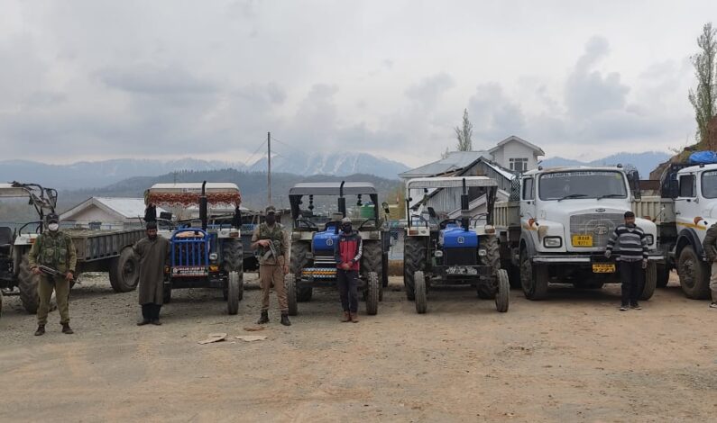 Five persons arrested; 4 tractors, 2 tippers seized for illegal mining in Budgam