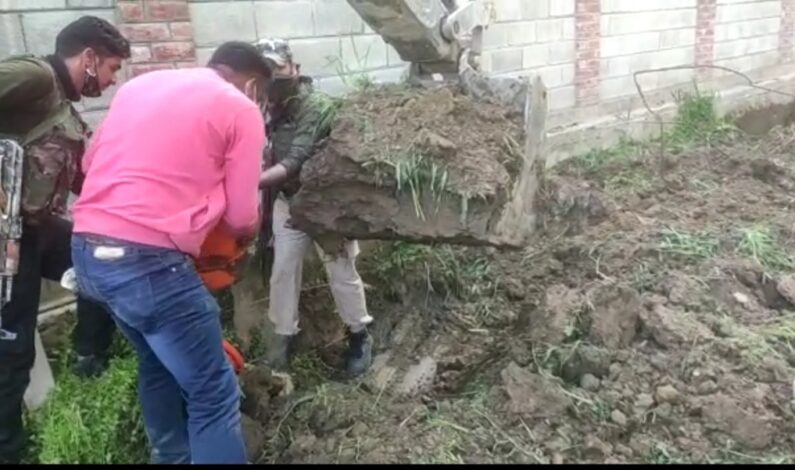 Police busted a hideout in Bijbehara, Huge consignment of drugs recovered Police busted a hideout in Bijbehara, Huge consignment of drugs recovered