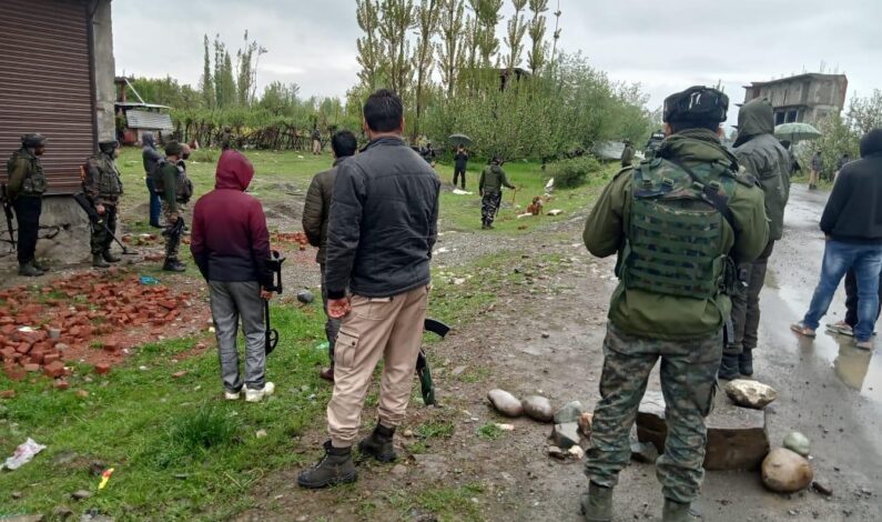 IED found along circular road in Pulwama, defused IED found along circular road in Pulwama, defused