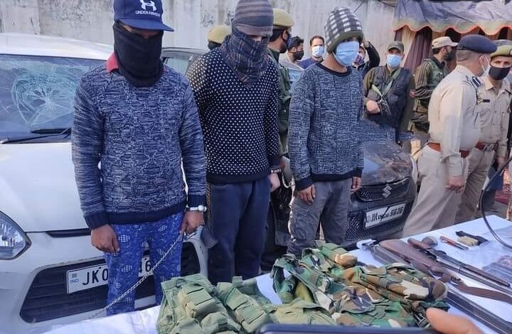 ‘3 LeT associates arrested in Pattan bank heist case involved behind former SPO’s killing in Budgam’: Police ‘3 LeT associates arrested in Pattan bank heist case involved behind former SPO’s killing in Budgam’: Police