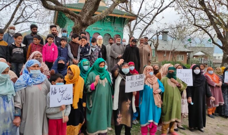Families of 7 Tral youth lodged in Kapurthala jail protest, demand their release